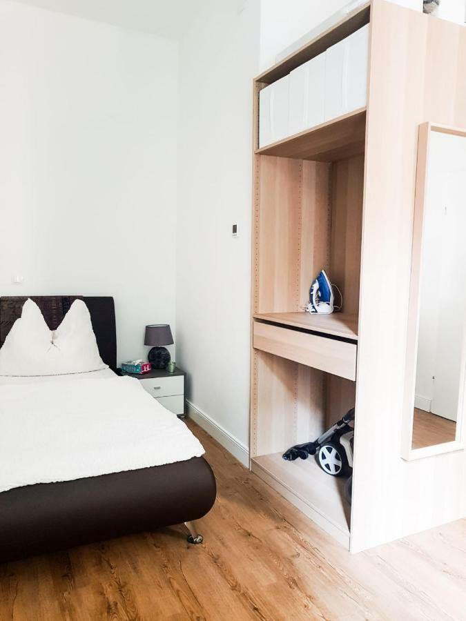 Sonniges Studio Heinzelmanngasse Apartamento Viena Exterior foto